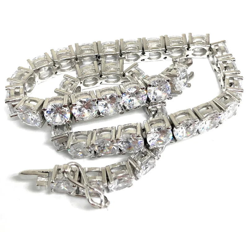 .925 Silver Icced Out CZ Tennis Braccelet 8 inch 5mm width